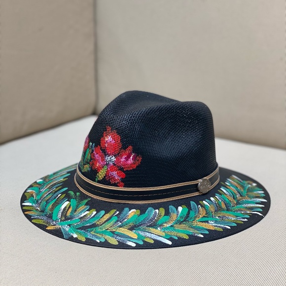 Beautiful HAND PAINTED HAT! main image 3